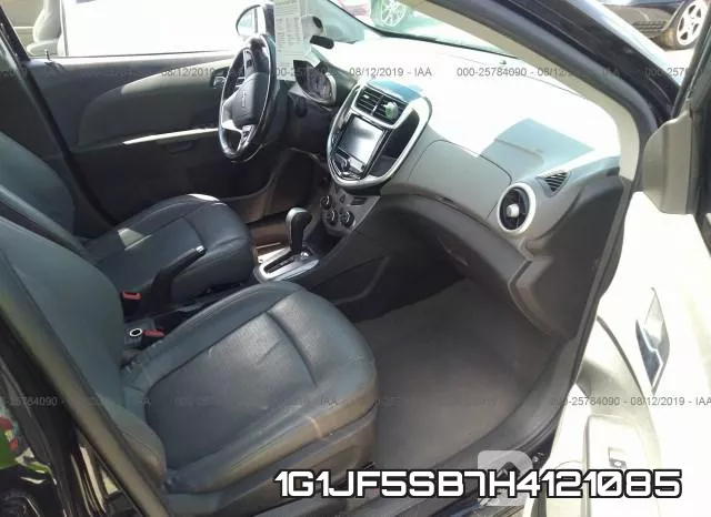 1G1JF5SB7H4121085 фото 6