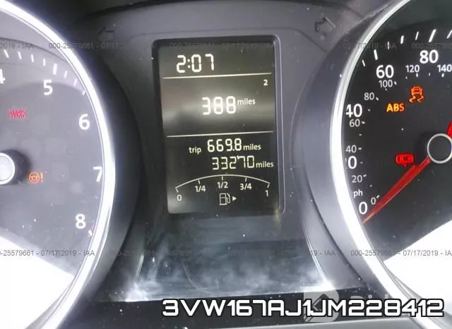 3VW167AJ1JM228412 фото 8