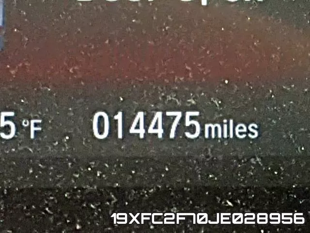 19XFC2F70JE028956 фото 9