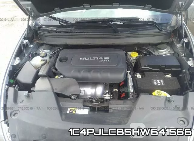 1C4PJLCB5HW641566 фото 2