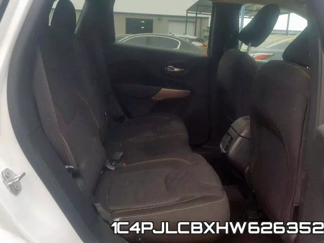 1C4PJLCBXHW626352 фото 7
