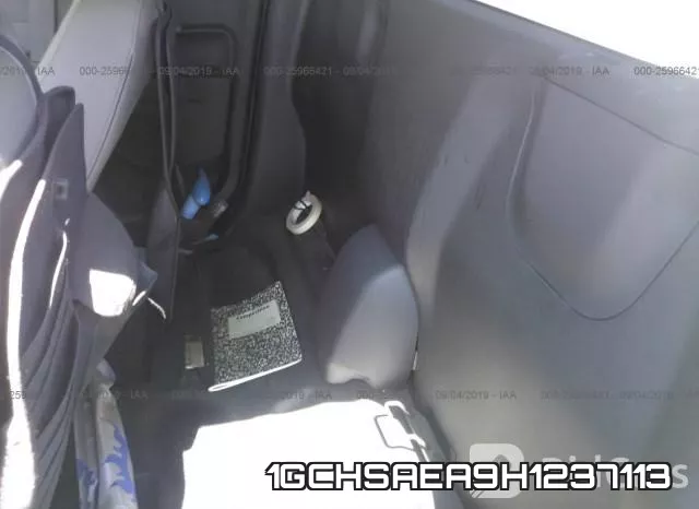 1GCHSAEA9H1237113 фото 9