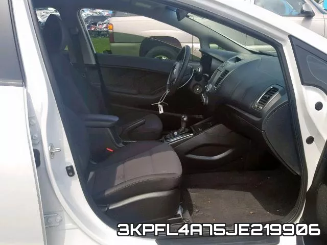 3KPFL4A75JE219906 фото 6