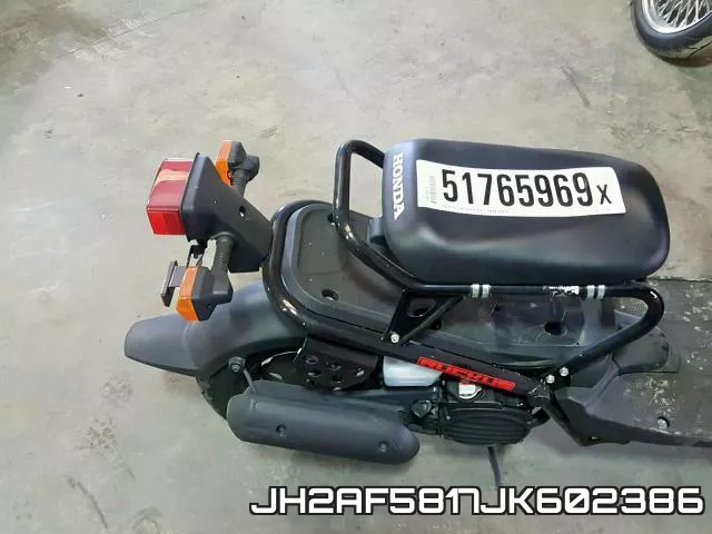 JH2AF5817JK602386 фото 7
