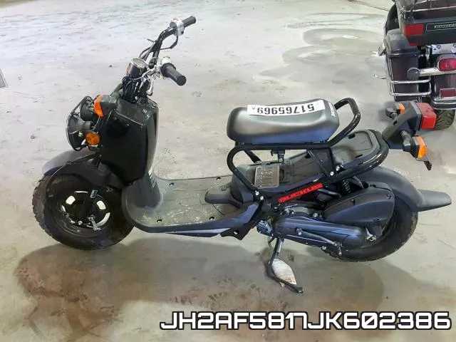 JH2AF5817JK602386 фото 10