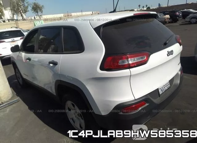 1C4PJLAB9HW585358 фото 4