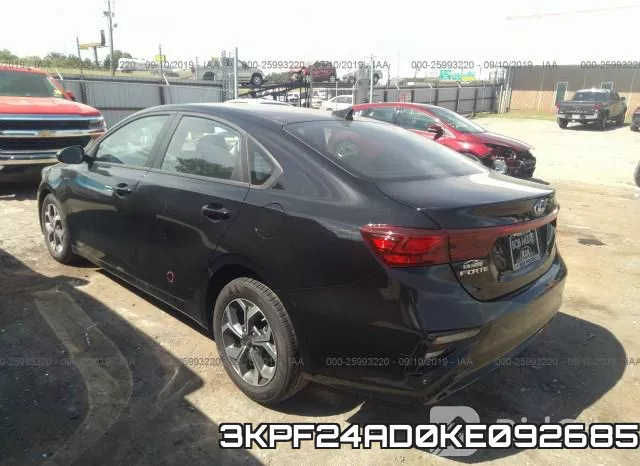 3KPF24AD0KE092685 фото 4