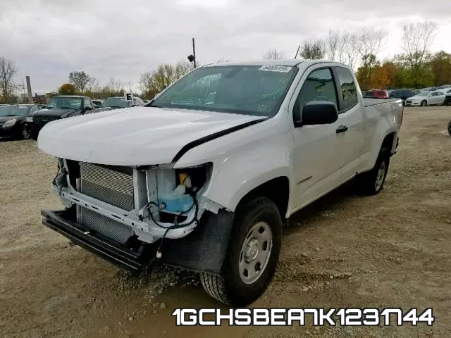 1GCHSBEA7K1231744 фото 3
