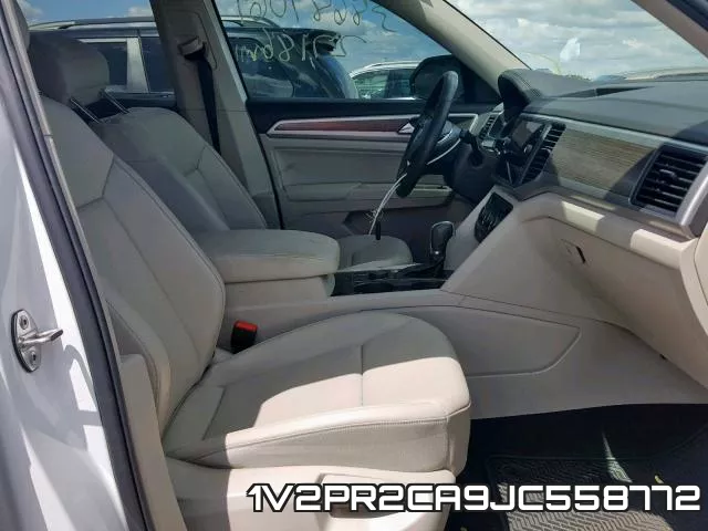 1V2PR2CA9JC558772 фото 6