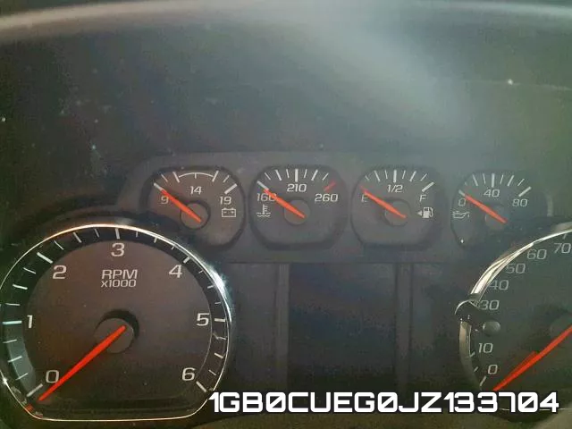 1GB0CUEG0JZ133704 фото 9