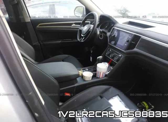 1V2LR2CA5JC588835 фото 5