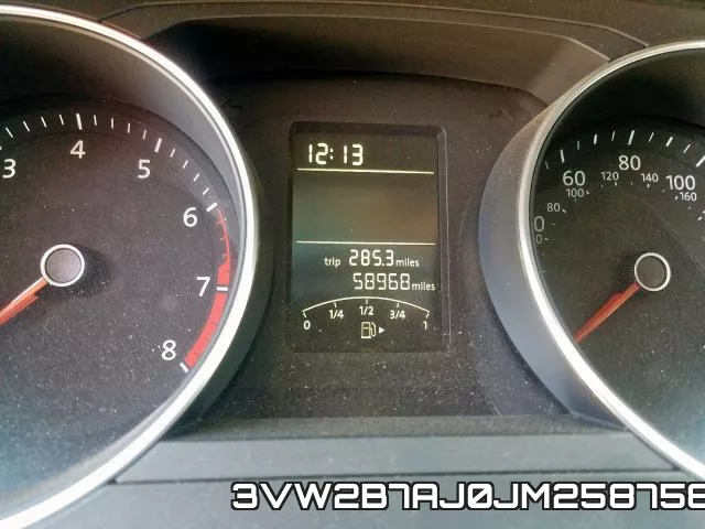 3VW2B7AJ0JM258758 фото 9