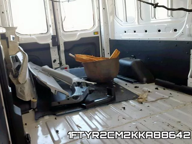 1FTYR2CM2KKA88642 фото 7