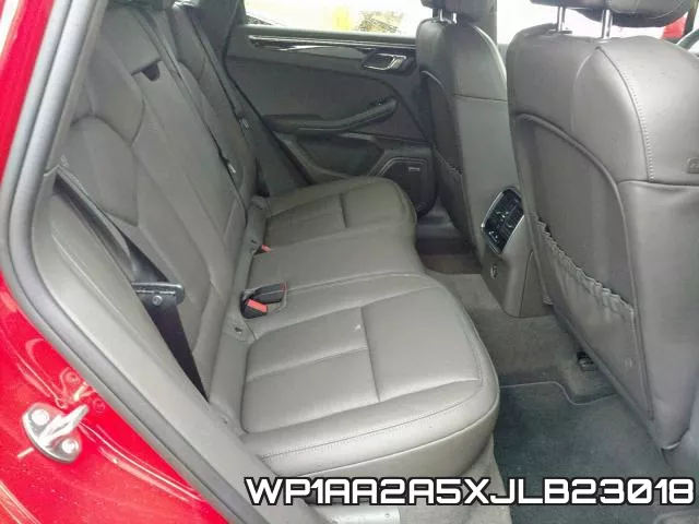 WP1AA2A5XJLB23018 фото 7