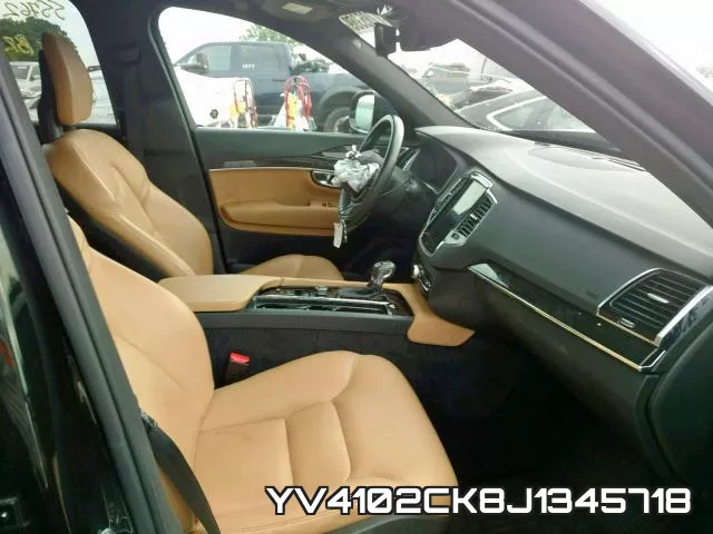 YV4102CK8J1345718 фото 6
