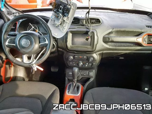 ZACCJBCB9JPH06513 фото 10
