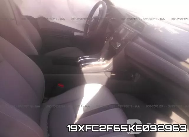 19XFC2F65KE032963 фото 6