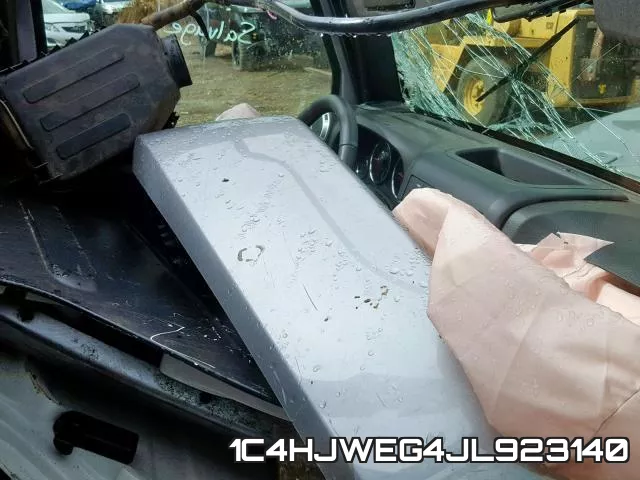 1C4HJWEG4JL923140 фото 6