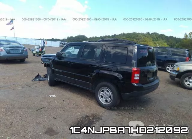1C4NJPBA7HD212092 фото 4