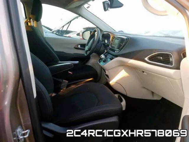 2C4RC1CGXHR578069 фото 6