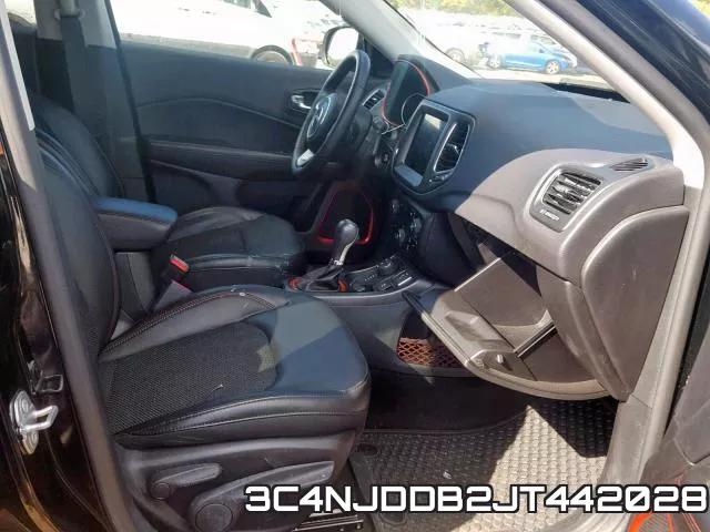 3C4NJDDB2JT442028 фото 6