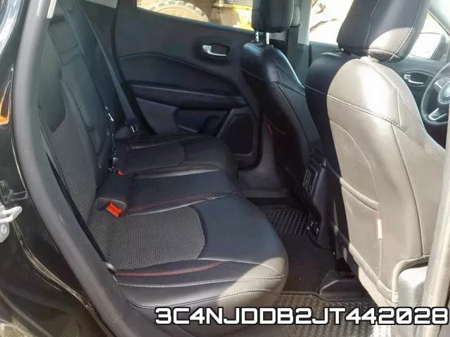 3C4NJDDB2JT442028 фото 7