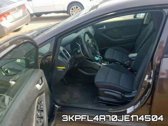 3KPFL4A70JE174504 фото 6