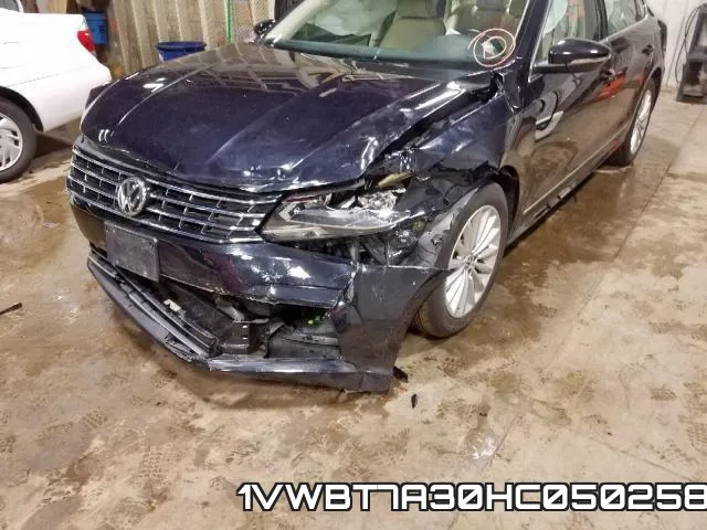1VWBT7A30HC050258 фото 10