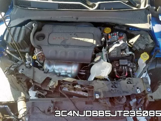 3C4NJDBB5JT235085 фото 8