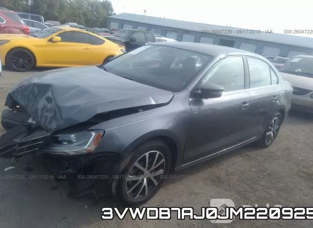 3VWDB7AJ0JM220925 фото 3