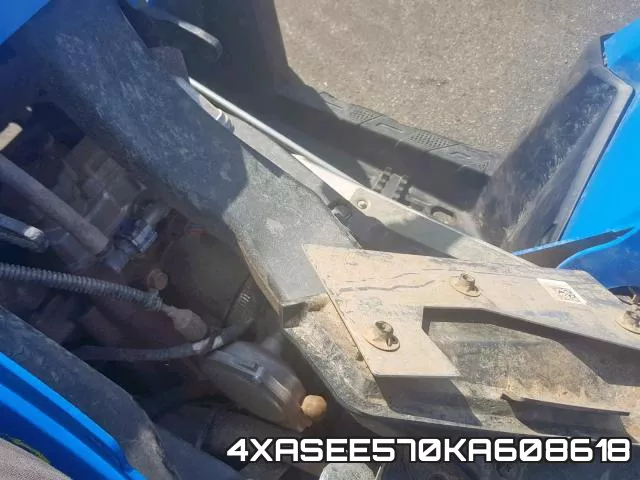4XASEE570KA608618 фото 8