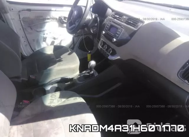 KNADM4A31H6071770 фото 6