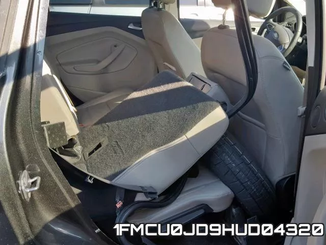 1FMCU0JD9HUD04320 фото 7