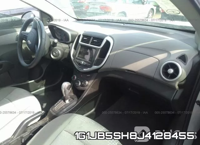 1G1JB5SH8J4128455 фото 6