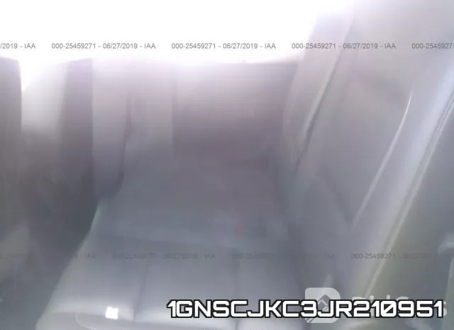 1GNSCJKC3JR210951 фото 9