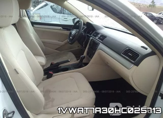 1VWAT7A30HC025713 фото 6