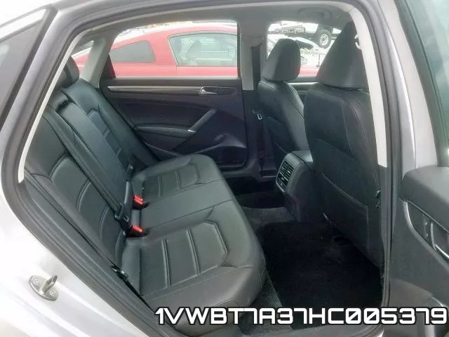 1VWBT7A37HC005379 фото 7