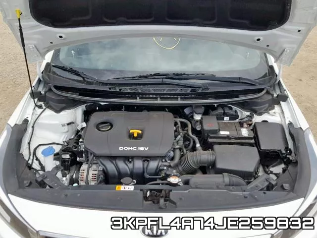 3KPFL4A74JE259832 фото 8
