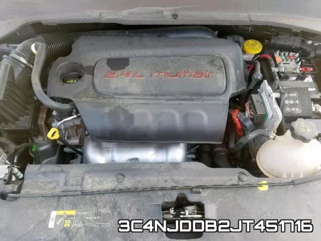 3C4NJDDB2JT451716 фото 8