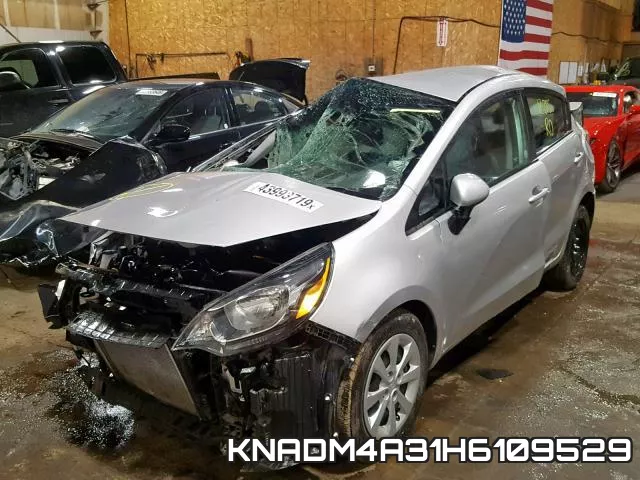 KNADM4A31H6109529 фото 3