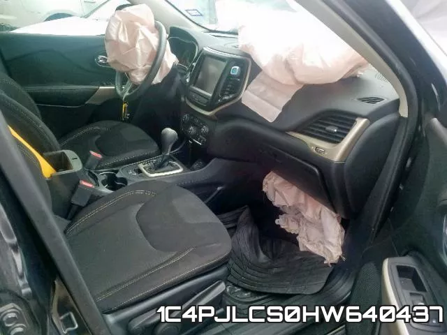 1C4PJLCS0HW640437 фото 6