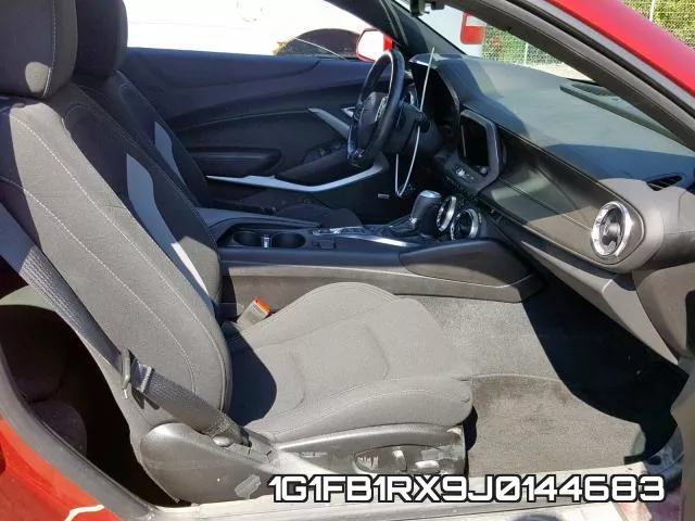 1G1FB1RX9J0144683 фото 6