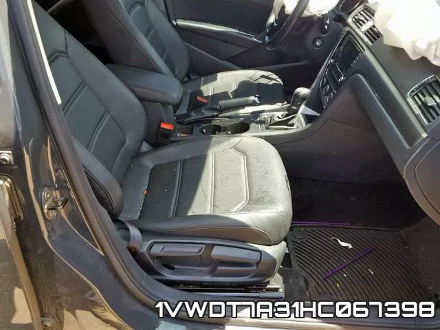 1VWDT7A31HC067398 фото 6