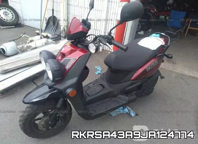 RKRSA43A9JA124774 фото 3