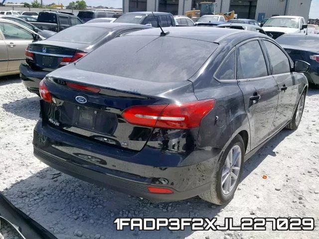 1FADP3F2XJL227029 фото 5