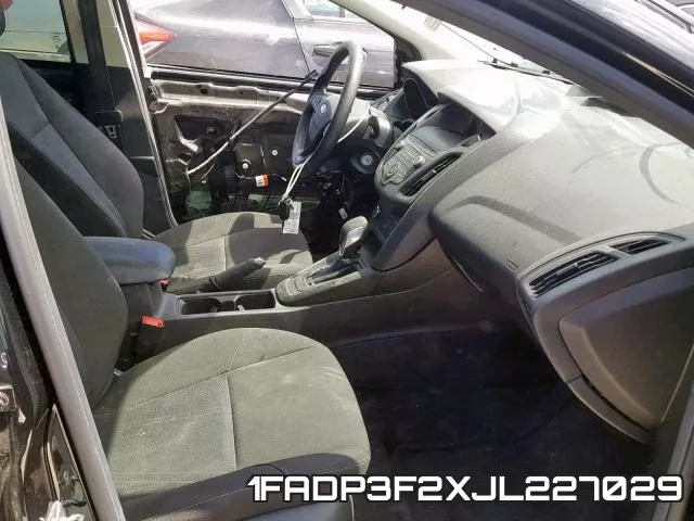 1FADP3F2XJL227029 фото 6