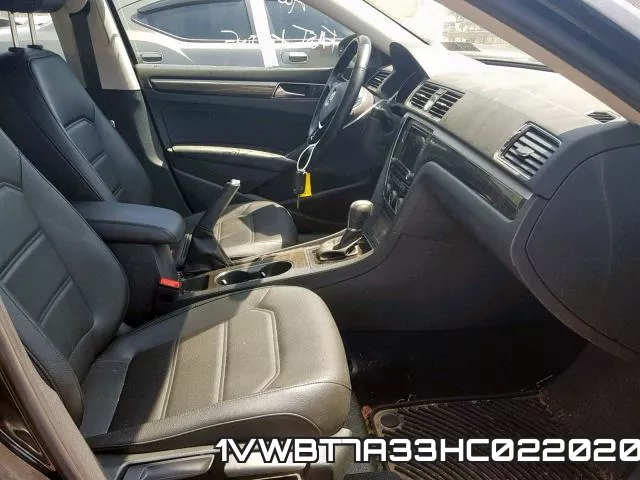 1VWBT7A33HC022020 фото 6