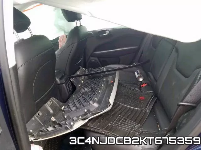 3C4NJDCB2KT675359 фото 7