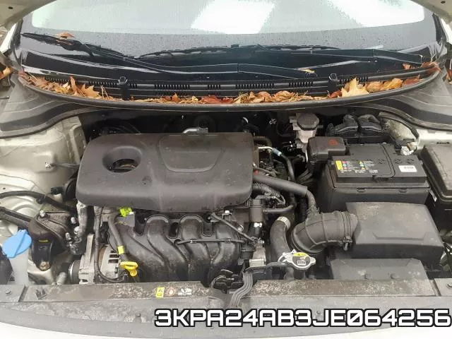3KPA24AB3JE064256 фото 8