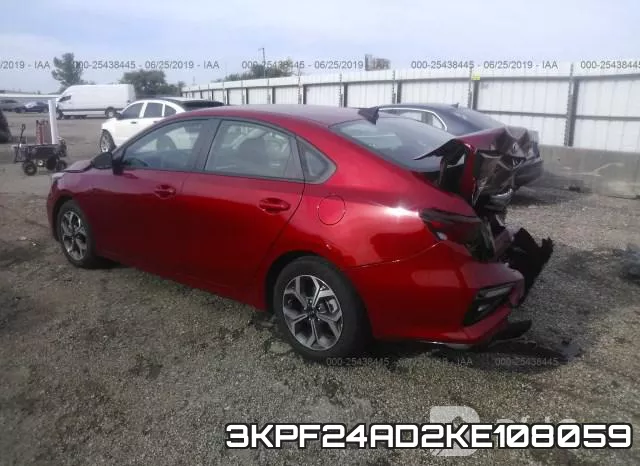 3KPF24AD2KE108059 фото 4